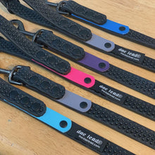 Load image into Gallery viewer, Color Tab "Get a Grip" DAE Lead® Leash NARROW (Sm/Med Dogs)