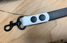 Load image into Gallery viewer, Mini Color Wrap "Get a Grip" DAE Lead Leash NARROW (Toy dogs under 20lbs)